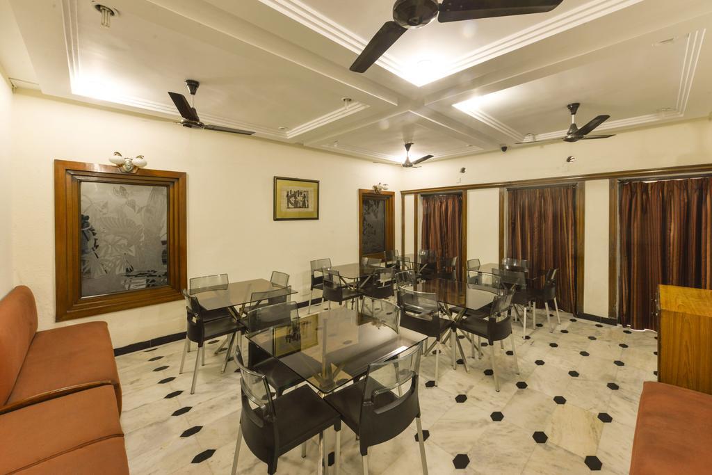 Camac Plaza Hotel Kalkutta Kültér fotó