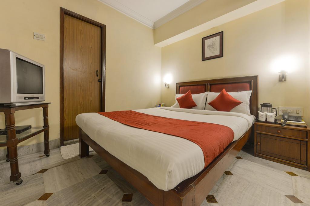 Camac Plaza Hotel Kalkutta Szoba fotó