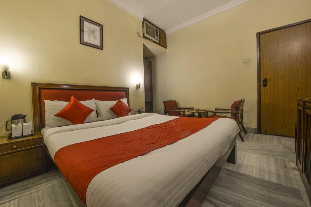 Camac Plaza Hotel Kalkutta Szoba fotó